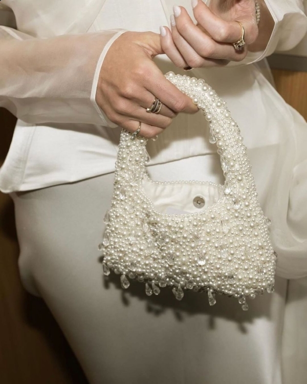 24 Clever Ways to Save Budget On Your Wedding