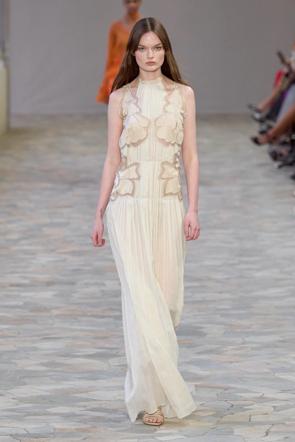 Alberta Ferretti Steps Down as Creative Director of Her Brand