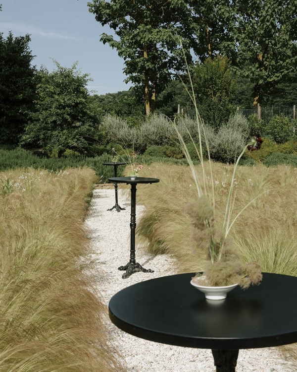 A Bold Destination Wedding in Umbria with Chartreuse Drapery & a Surprise Movie Moment