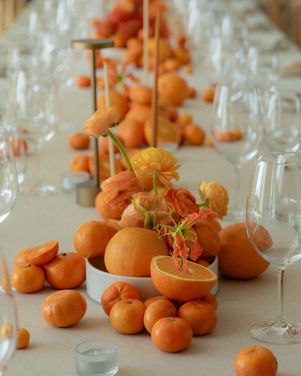 7 Creative Floral Installation & Arrangement Ideas for Modern Couples