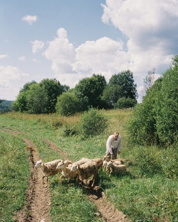 A Folkloric Countryside Wedding with Every Detail Handcrafted By Family & Friends