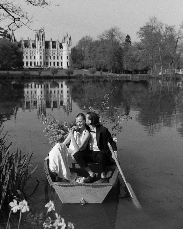 When to Book Wedding Vendors: The Complete Month-by-Month Timeline