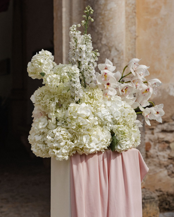 Where Wedding Styling Meets Florals: Inside Otro Cantar’s World