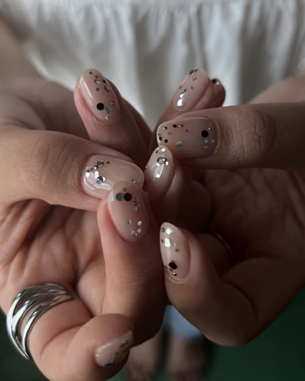 10 Major Nail Trends for 2026