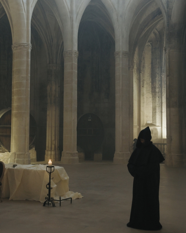 Influencer Xiayan Guo's Cinematic Abbey Wedding in Southern France