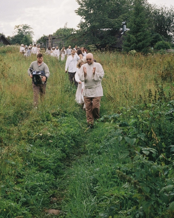 A Folkloric Countryside Wedding with Every Detail Handcrafted By Family & Friends