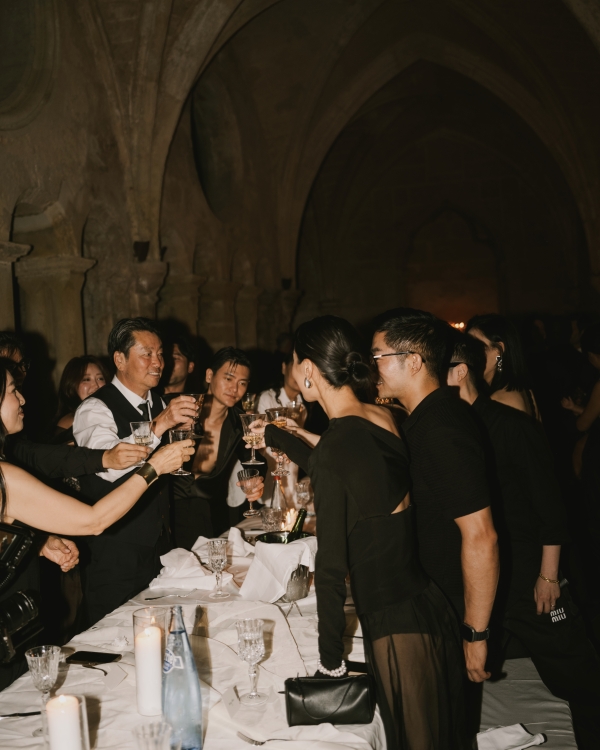 Influencer Xiayan Guo's Cinematic Abbey Wedding in Southern France