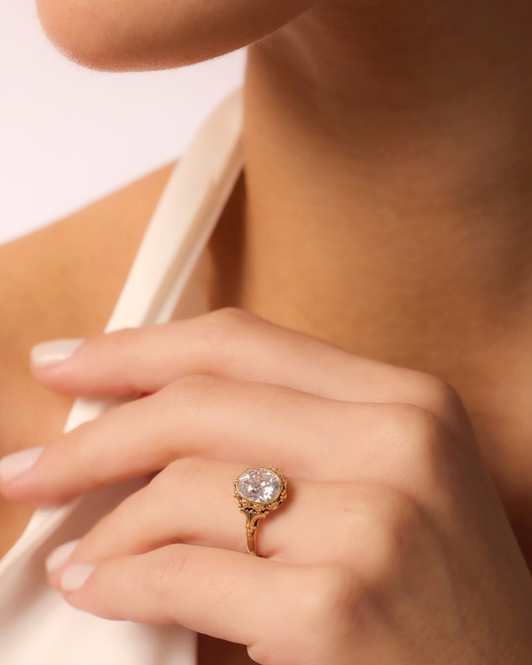 50 Iconic Vintage Engagement Ring Styles and Cuts