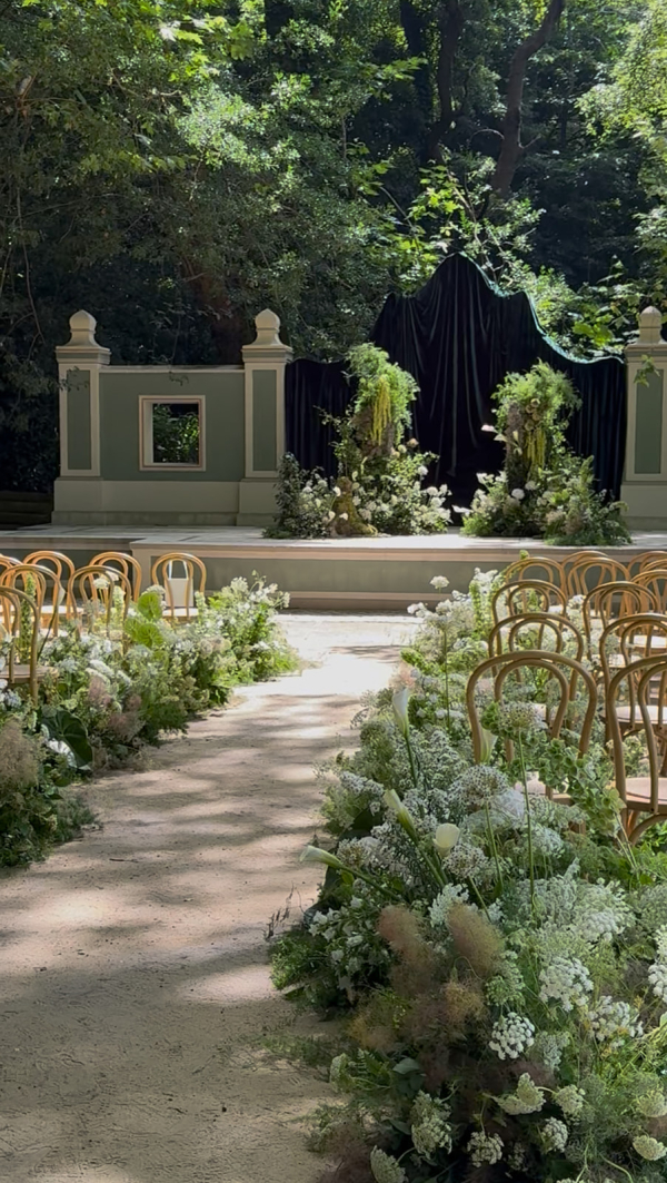 Florists Oh, Maria Flores