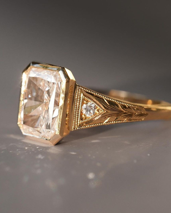 50 Iconic Vintage Engagement Ring Styles and Cuts