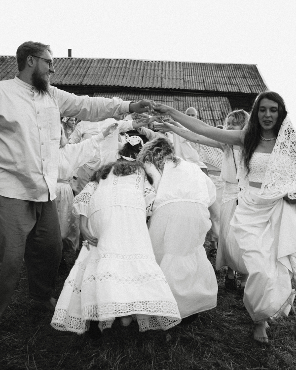 A Folkloric Countryside Wedding with Every Detail Handcrafted By Family & Friends