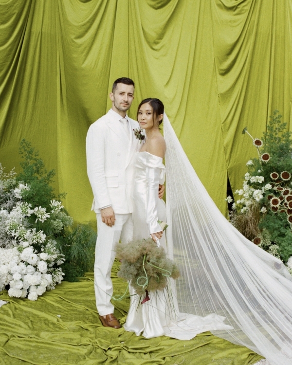 A Bold Destination Wedding in Umbria with Chartreuse Drapery & a Surprise Movie Moment