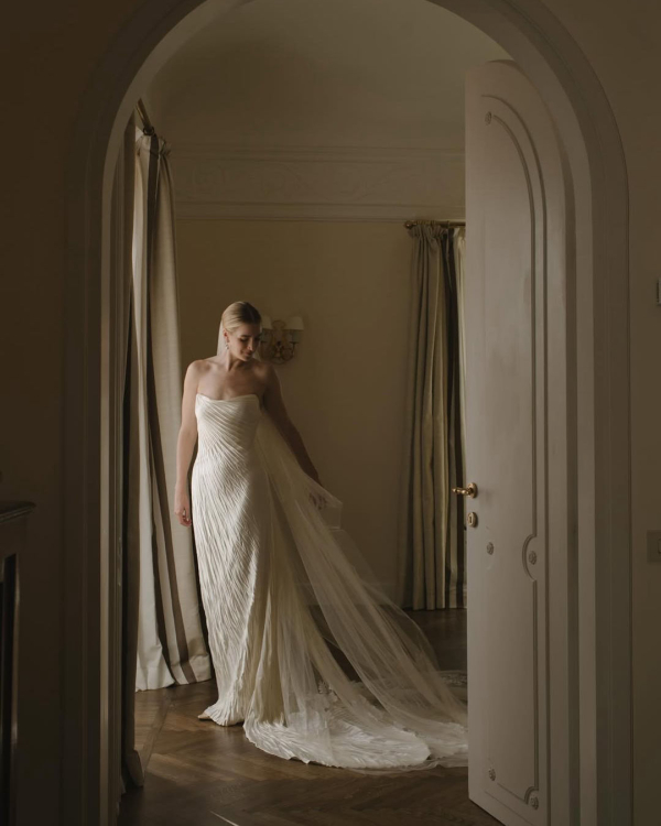 Wedding Dress Fittings 101: What to Expect at Your First, Second & Final Appointment