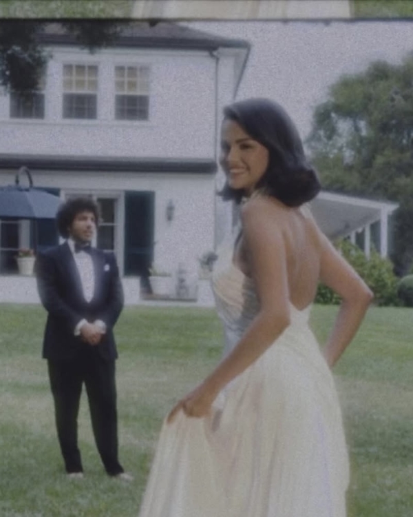 It’s Official! Selena Gomez Marries Benny Blanco in a Romantic Santa Barbara Wedding