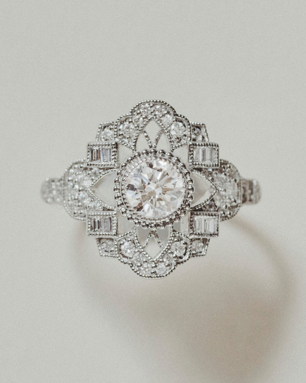 50 Iconic Vintage Engagement Ring Styles and Cuts