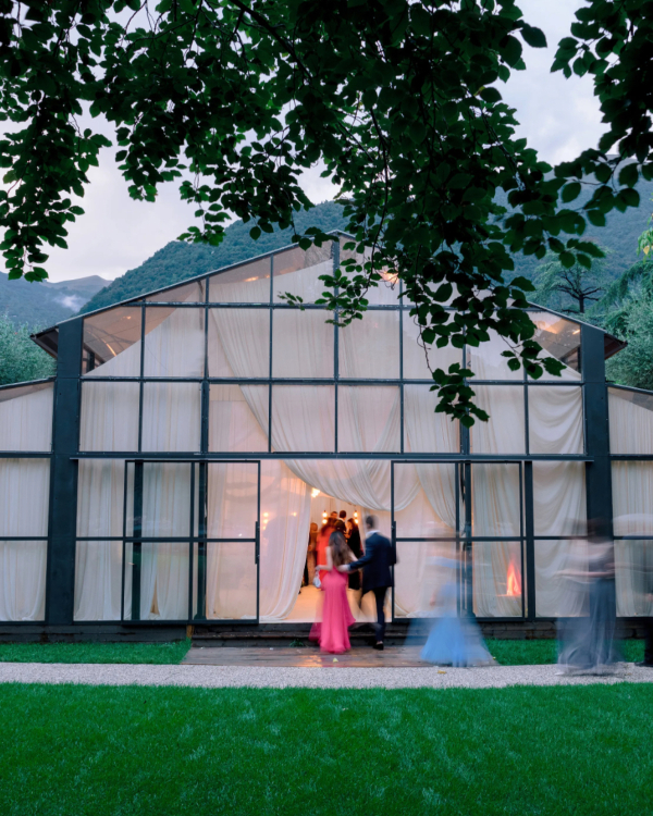 Behind the Design: How Celebrity Florist Larry Walshe Created Becca Bloom’s Viral Lake Como Wedding