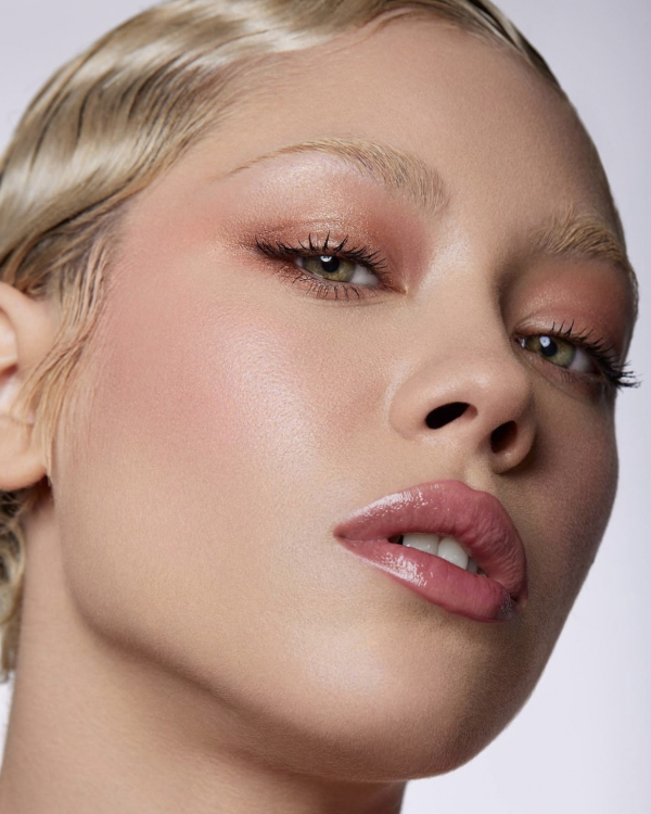 The Best Bridal Makeup For Every Eye Color