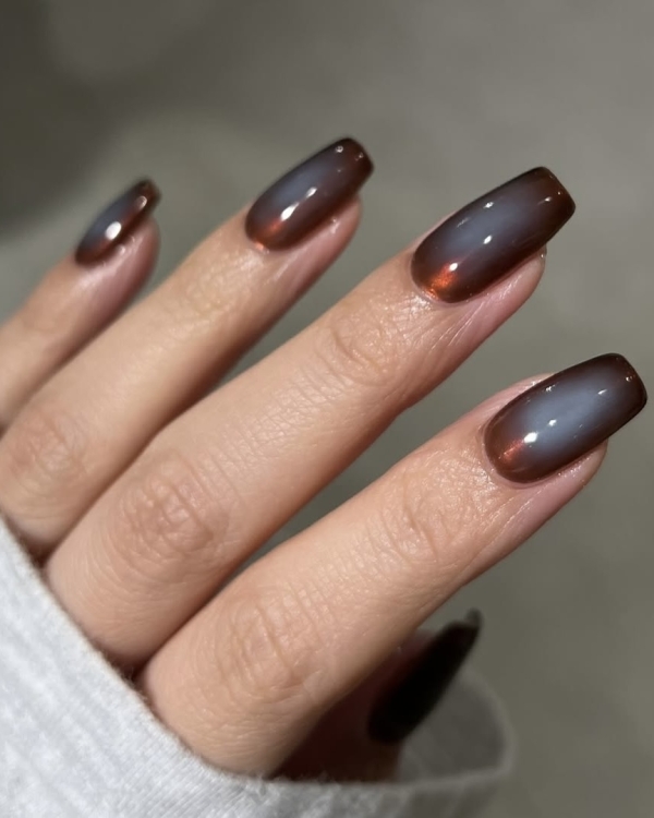 40 Trendy It-Girl Nail Designs to Inspire Your Next Appointment