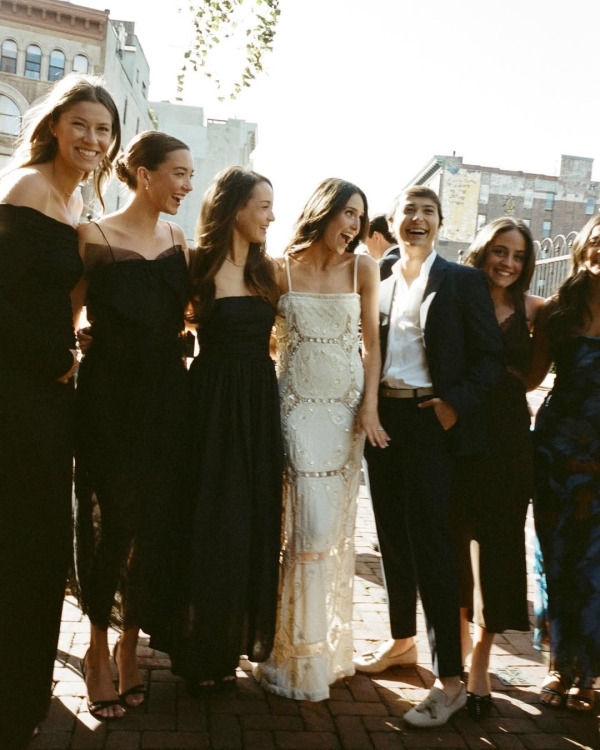 15 Best Bridal Stylists Around the World to Curate Your Dream Wedding Wardrobe