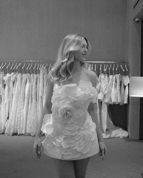 15 Best Bridal Stylists Around the World to Curate Your Dream Wedding Wardrobe