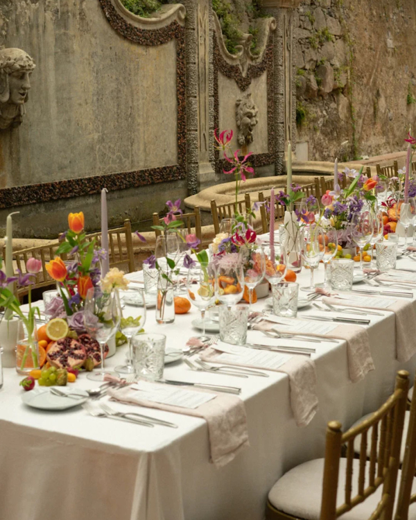 7 Creative Floral Installation & Arrangement Ideas for Modern Couples