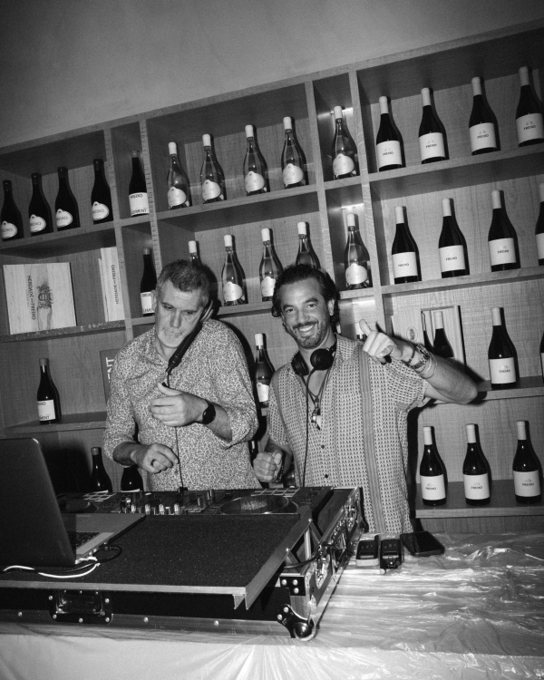 A Bold Botanical-Inspired Wedding Amongst Brutalist Architecture in Portugal