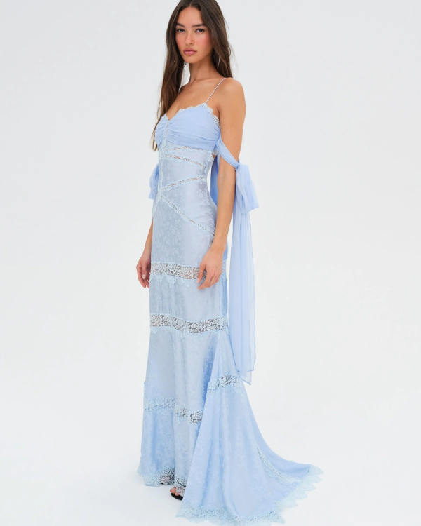 35 Best Lace Wedding Guest Dresses for Every Dress Code