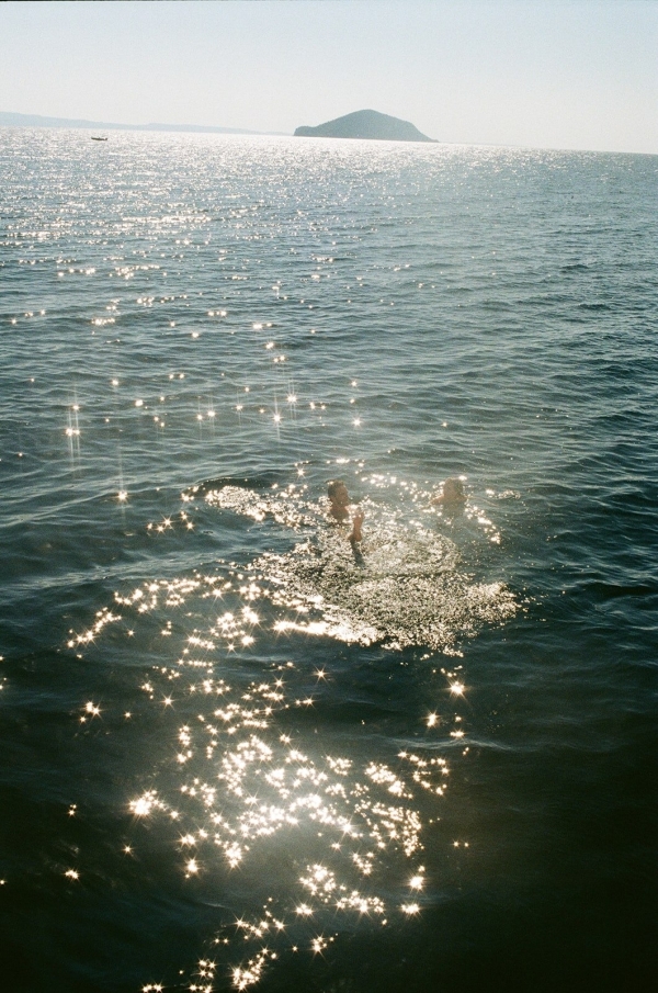 Photographers Sam & Larissa