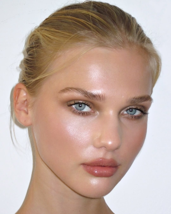 The Best Bridal Makeup For Every Eye Color