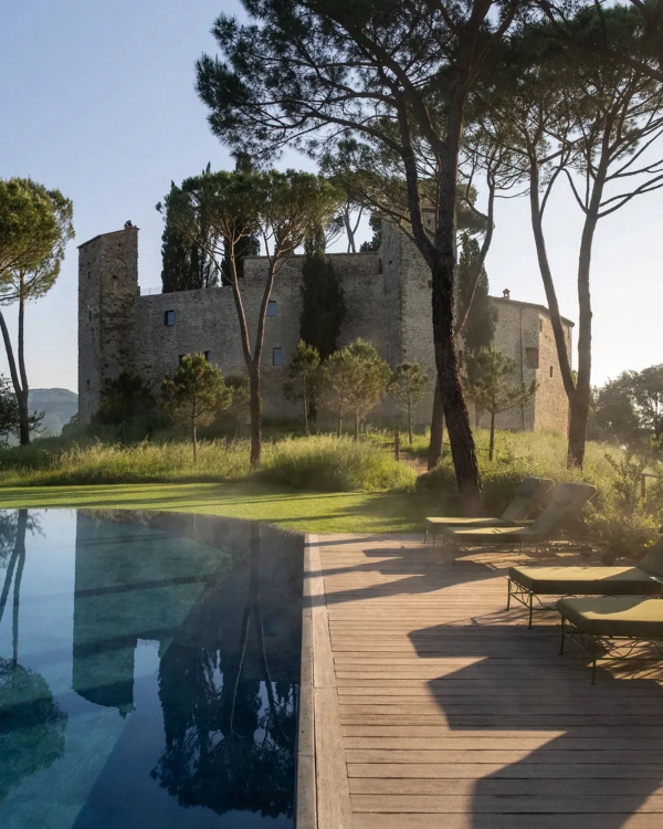 11 Movie-Worthy Wedding Venues That Bring Main-Character Energy