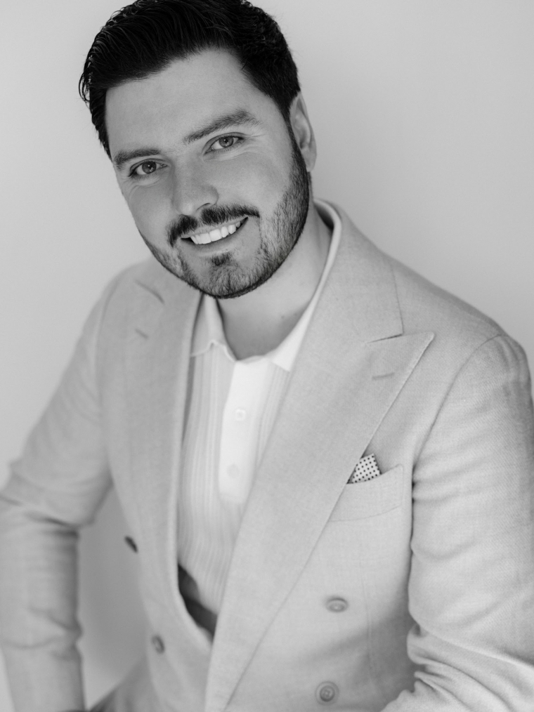 Photographers Nick Zharkov