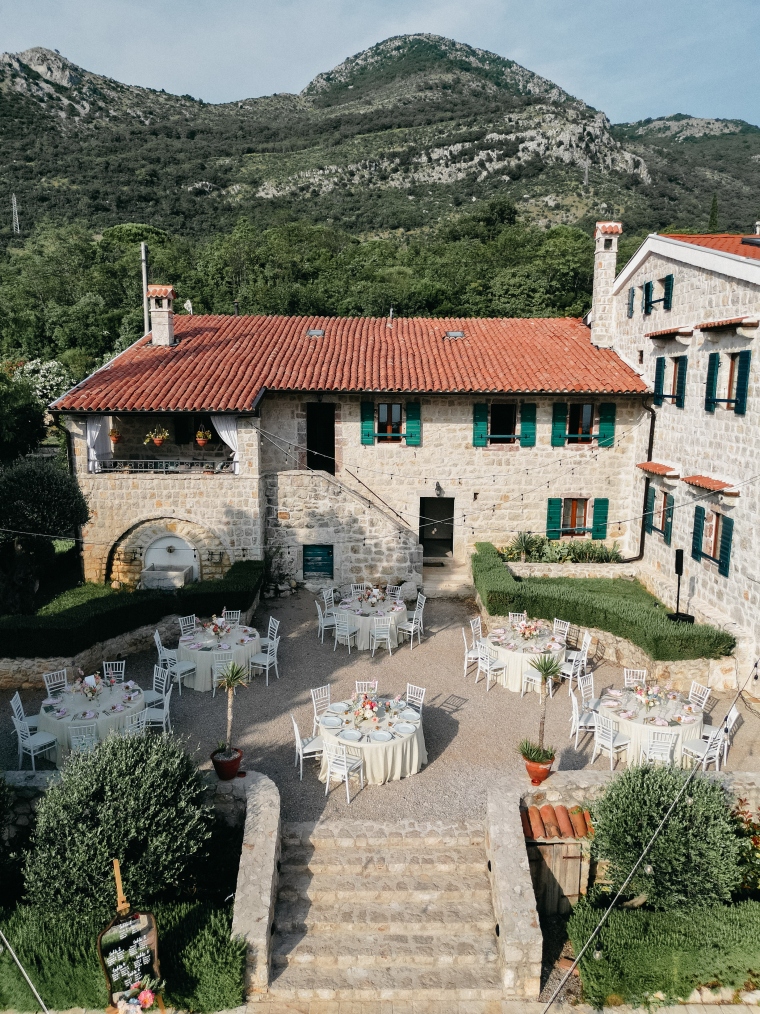 Venues Talici Hill Rustic Villas