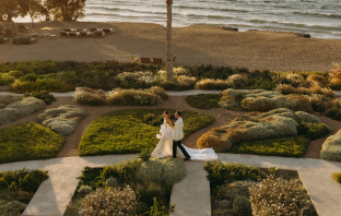 Photographers Raissa and Simon