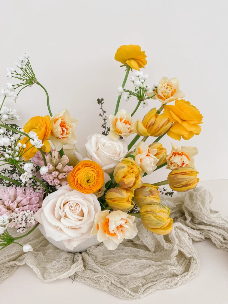 Florists Narcissus & Echo