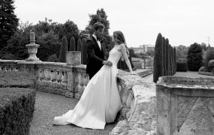 Photographers Beige and Wine