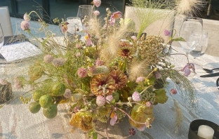 Florists Tinge Floral