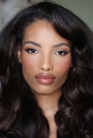 Beauty Brooke Lilias