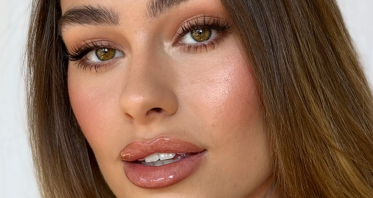 Beauty Brooke Lilias