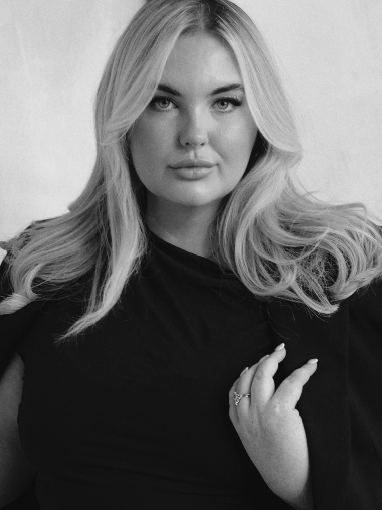 Beauty Brooke Lilias