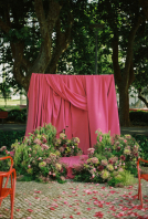 Florists Oh, Maria Flores